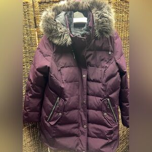 Arctic Expedition - Luxurious Women's Puffer Jacket with Fur Hood, Large, Plum